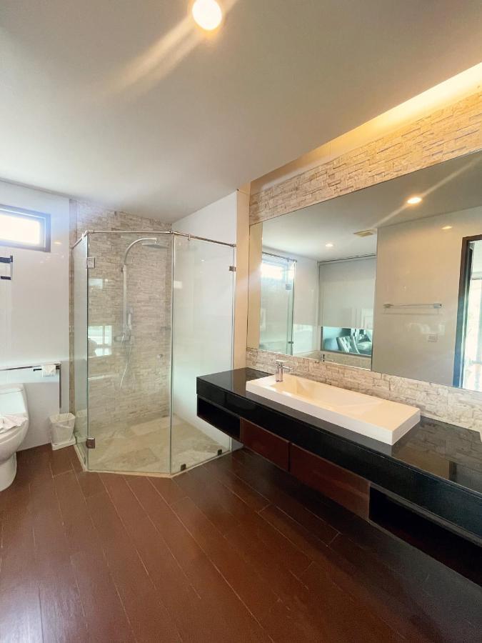 The Regent Bangtao Apartments Παραλία Μπανγκ Ταο Εξωτερικό φωτογραφία